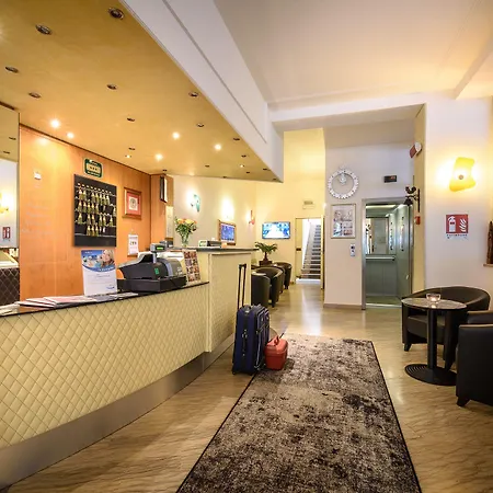 Ξενοδοχείο Hotel Corona 3*