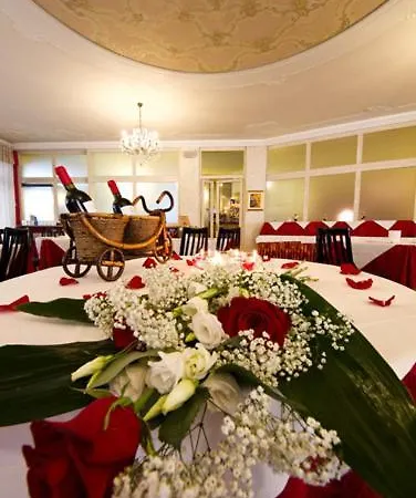 Ξενοδοχείο Hotel Corona 3*