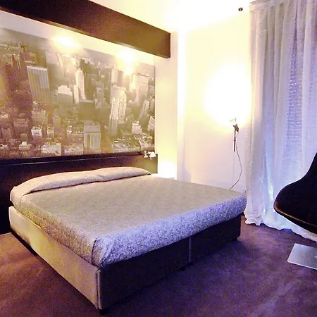 Hotel Corona Ξενοδοχείο