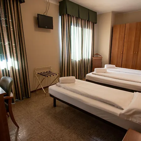 Hotel Corona Tirano