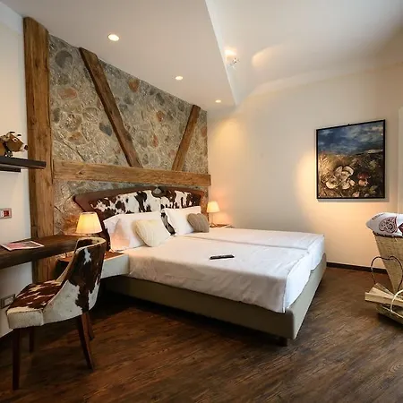 Hotel Corona