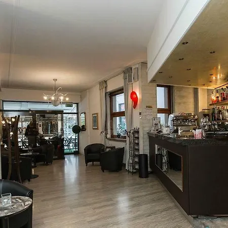 Hotel Corona Hotel Tirano