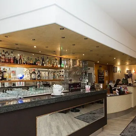 Hotel Corona Hotel 3*