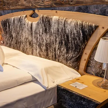 Hotel Corona 3*