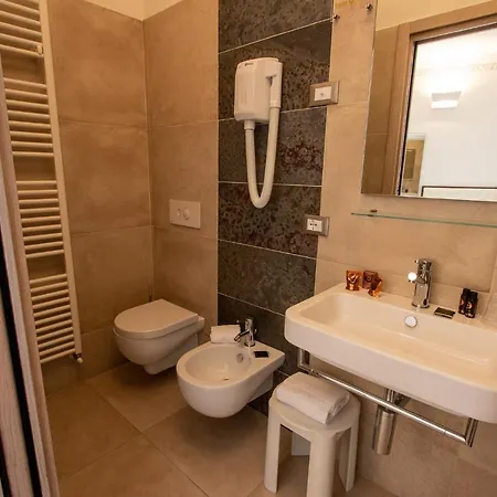 Hotel Hotel Corona Tirano