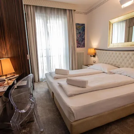 Hotel Hotel Corona