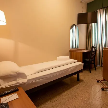 Hotell Hotel Corona