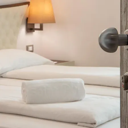 Hotel Hotel Corona
