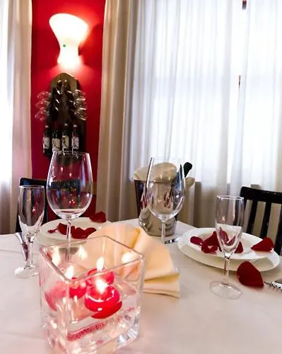 Hotel Corona Hotell Tirano