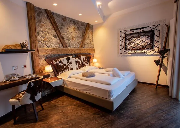 Hotel Corona 3* Tirano